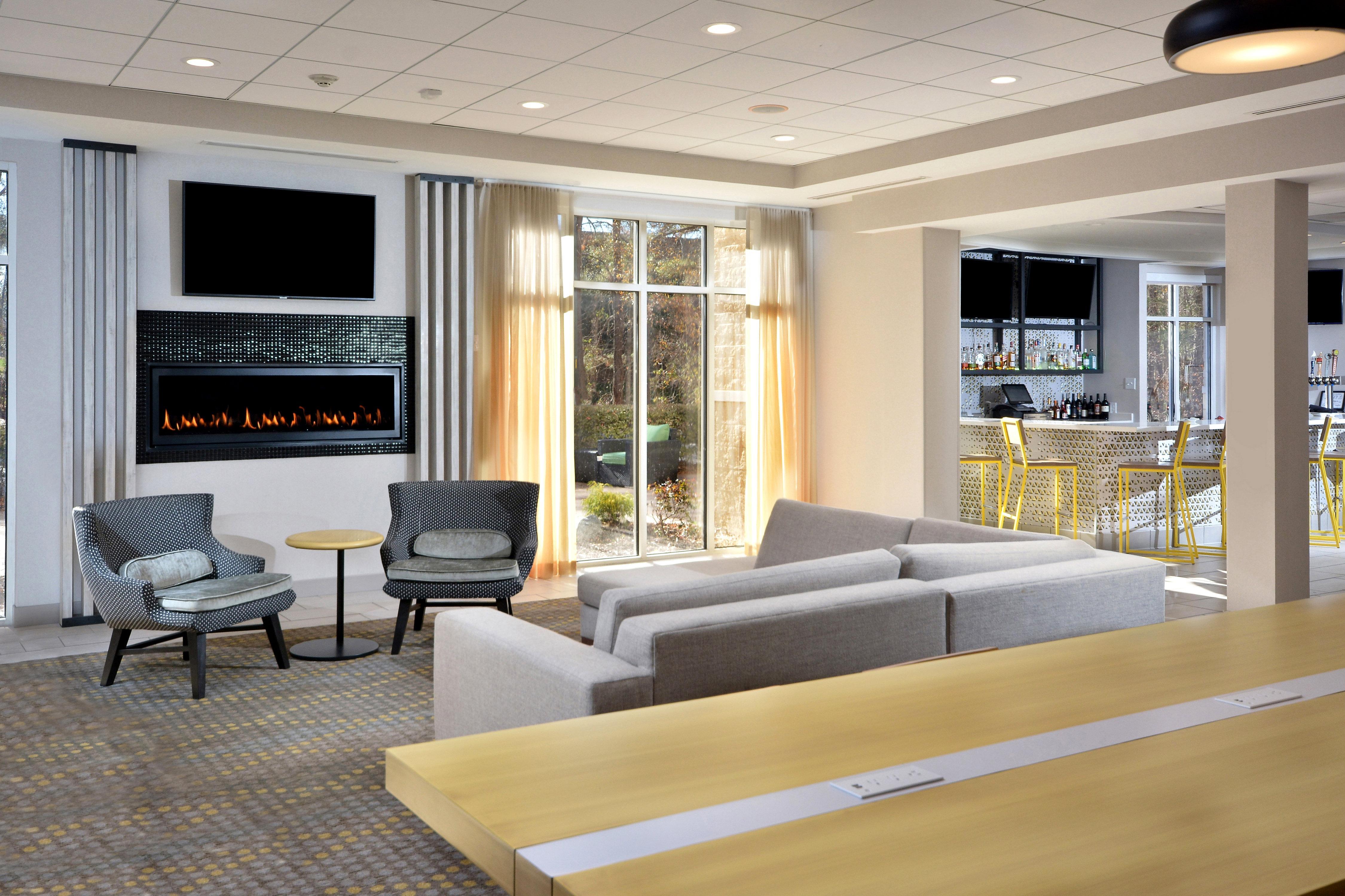 Holiday Inn Raleigh Durham Airport By Ihg Morrisville Eksteriør billede