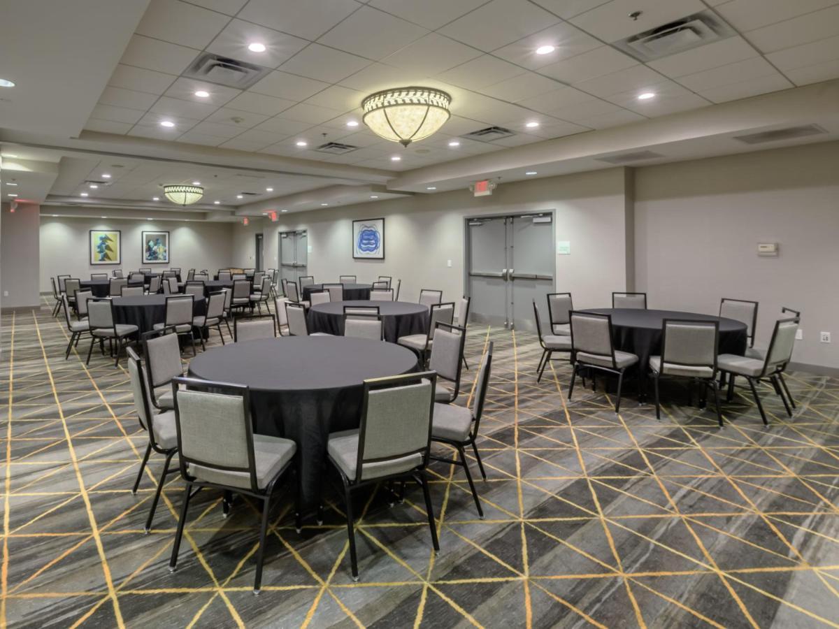 Holiday Inn Raleigh Durham Airport By Ihg Morrisville Eksteriør billede